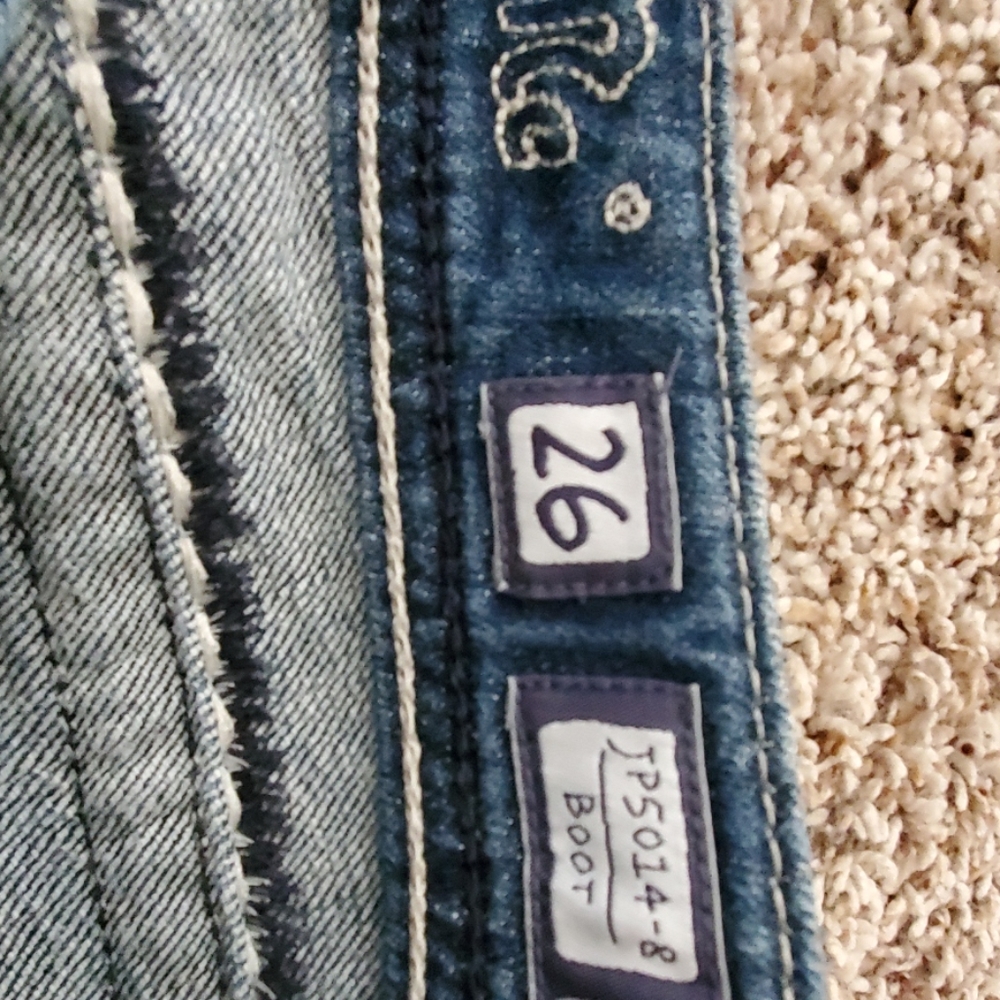 Jeans - Picture 2 of 4